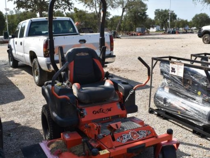 bad-boy-outlaw-zero-turn-mower-(serial-#-bb048fx69106161005)-(k)-image-1