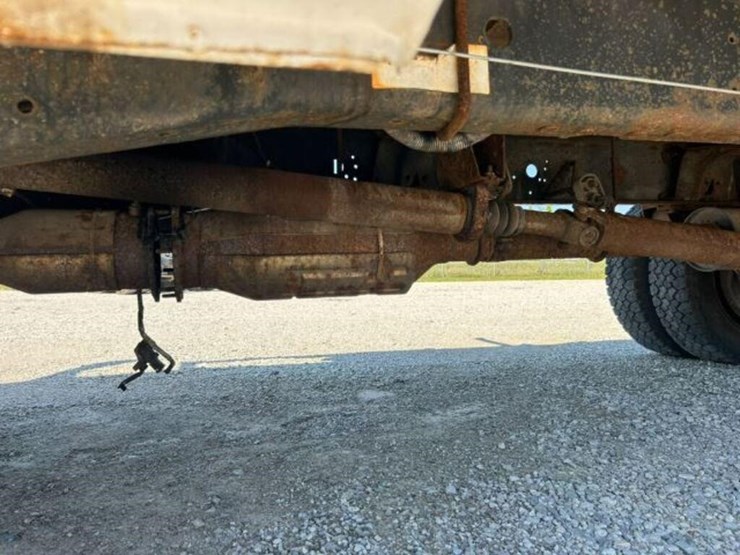 2009-ford-f550-image-52
