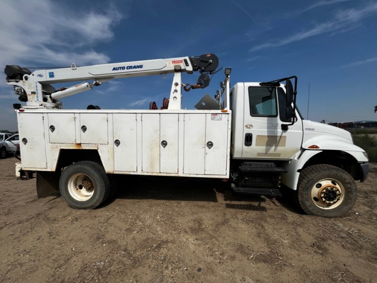 2015-international-durastar-4300-image-4