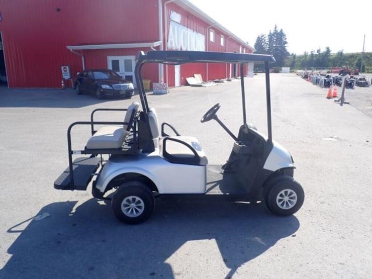 2021-e-z-go-rxv-4-passanger-gas-golf-cart-5621826-image-4