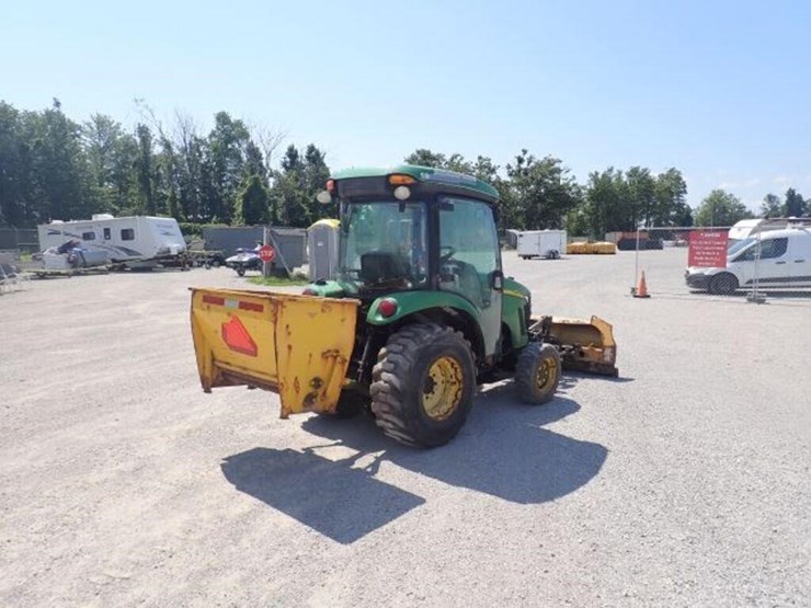 john-deere-3520-image-5