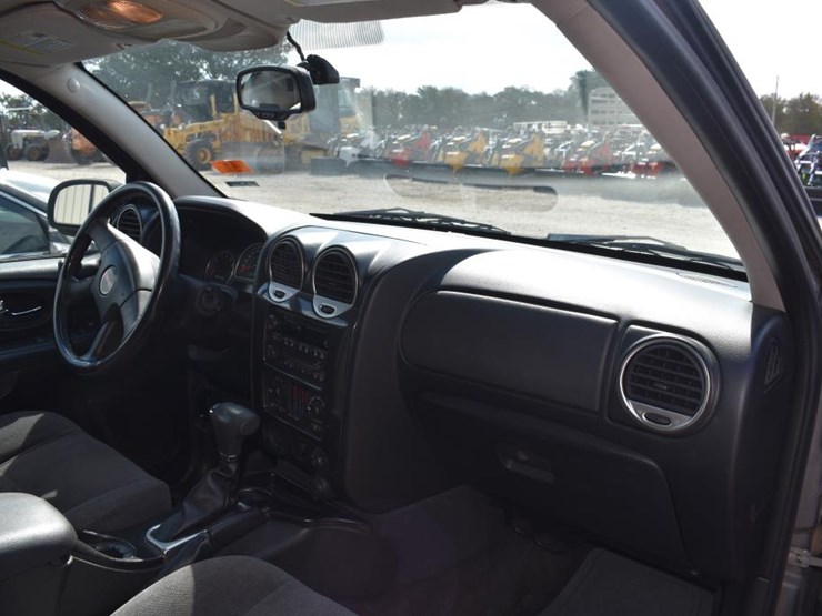 2006-gmc-envoy-image-9