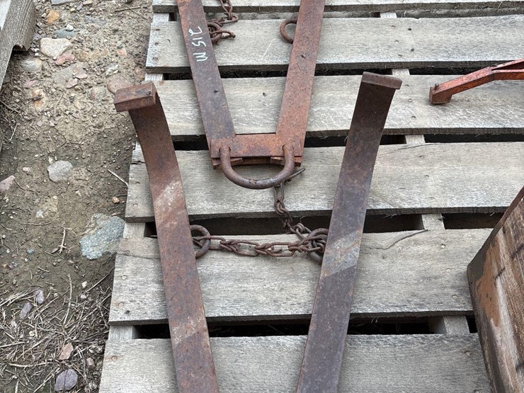 old-heavy-duty-timber-tongs-image-5