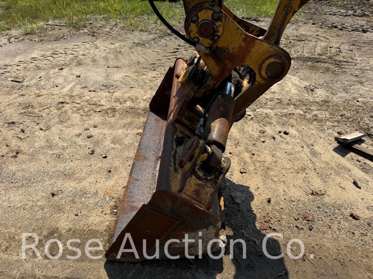 caterpillar-318-image-6