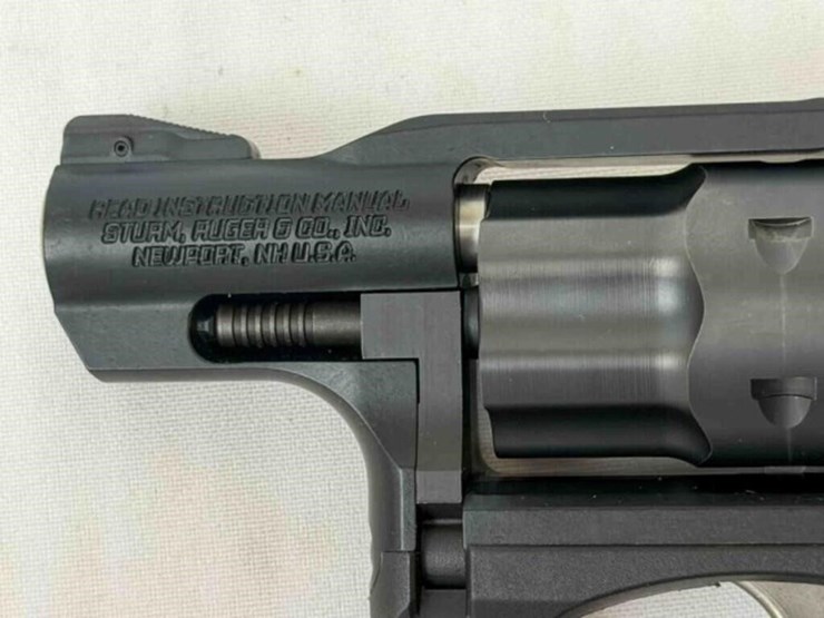 ruger-lcr-22lr-pistol-image-3