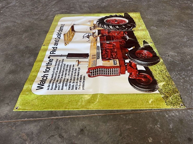 international-harvester-gold-demonstrator-banner-image-5