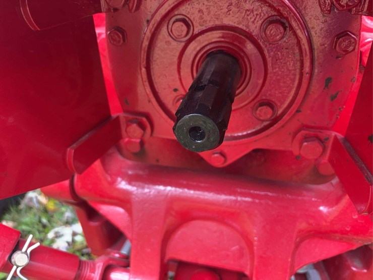 1970-farmall-544-hydro-diesel-row-crop-golden-demonstrator-image-62