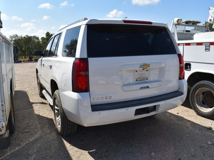 2015-chevrolet-tahoe-image-11
