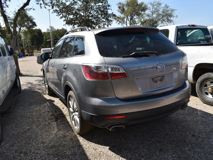 2010-mazda-cx9-image-11