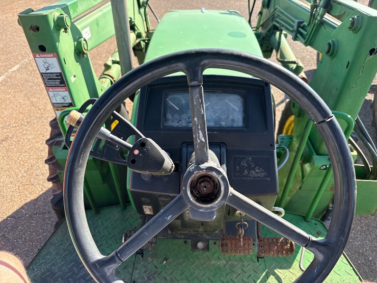john-deere-6110-image-16