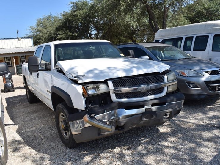 2003-chevrolet-1500-image-2