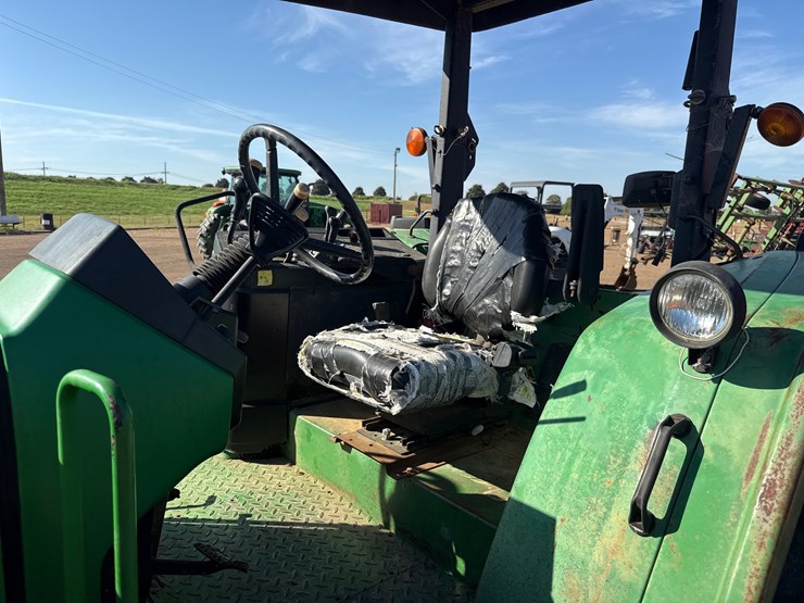 john-deere-6110-image-14