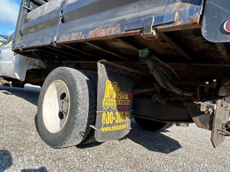 2012-ford-f550-xl-image-59