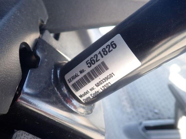 2021-e-z-go-rxv-4-passanger-gas-golf-cart-5621826-image-9