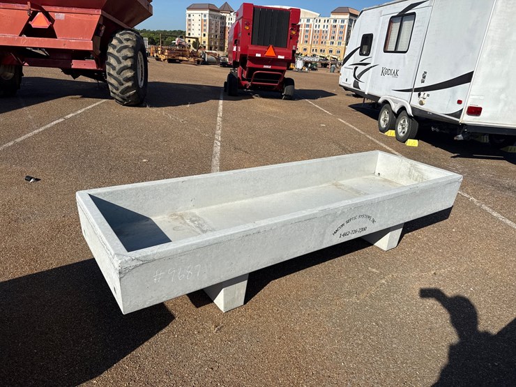#9687-•-3-x-10-feed-trough-image-1