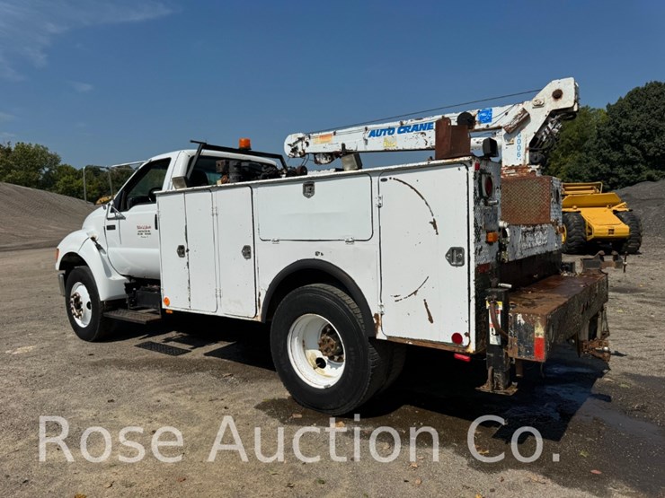 2004-ford-f750-image-5