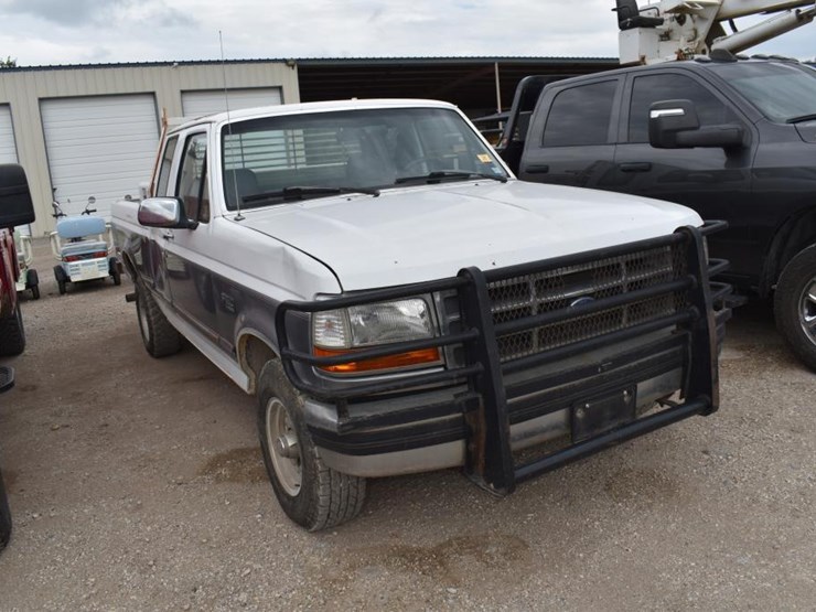 1995-ford-f150-image-2