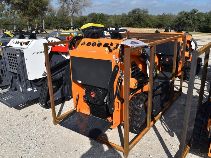 lhr-ht380-q1-mini-skid-steer-(serial-#-not-found)-(k)-image-4