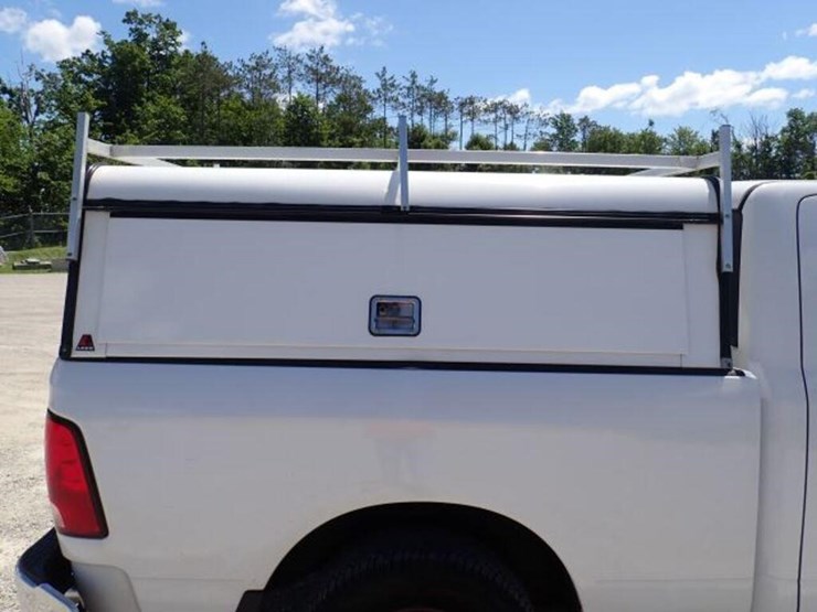 2016-dodge-1500-image-37