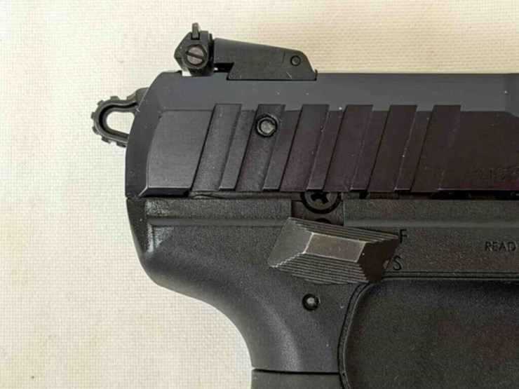 ruger-sr-22p-22lr-pistol-image-15