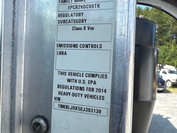 2014-kenworth-t470-image-48