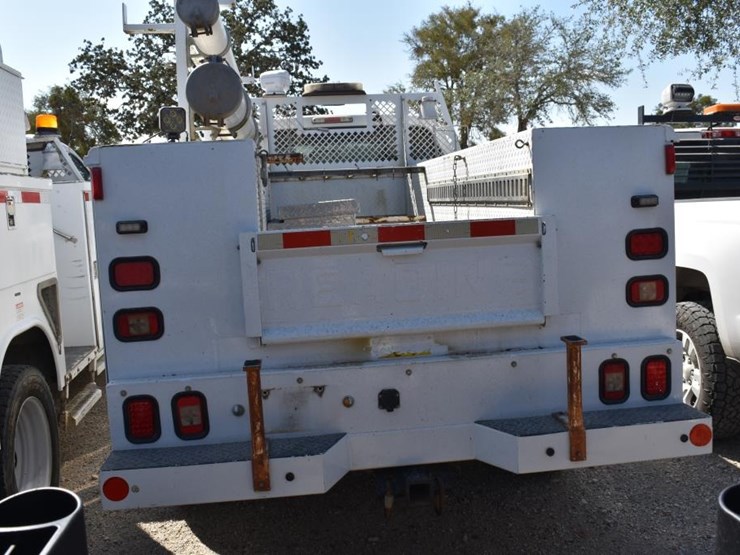 2013-ford-f350-image-11