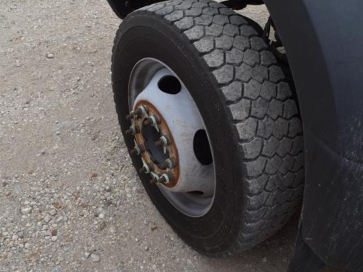 2017-ford-f450-image-13