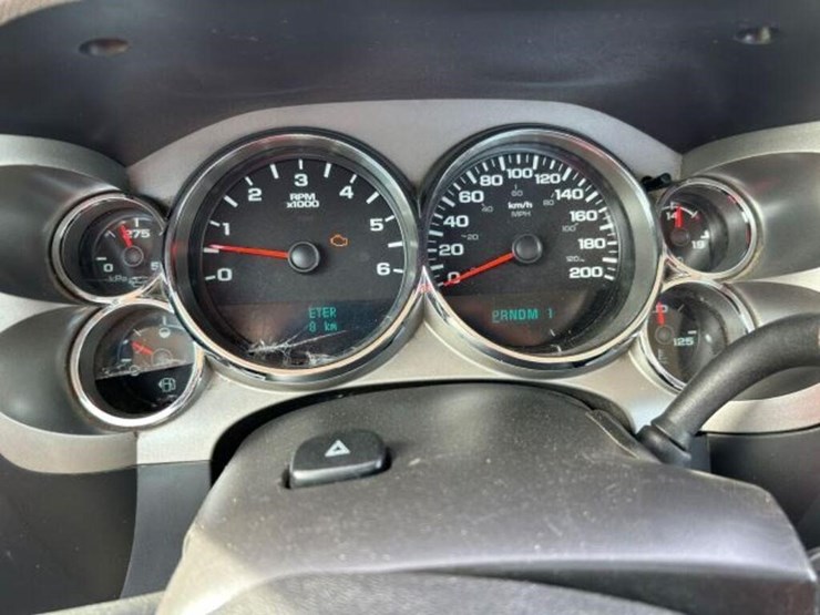 2014-gmc-sierra-3500-image-11