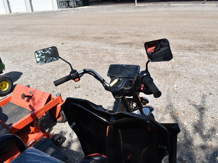 3-wheel-electric-cart-(serial-#-kr2026427amam2801)-(k)-image-5