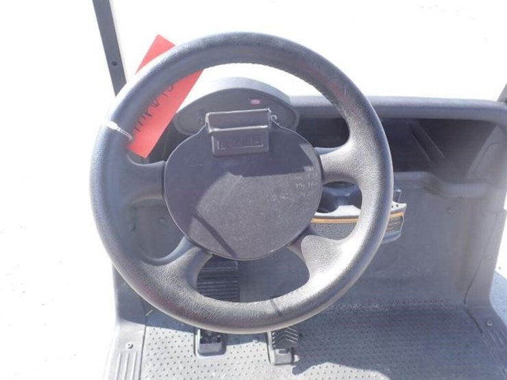 2021-e-z-go-rxv-4-passanger-gas-golf-cart-5621826-image-11