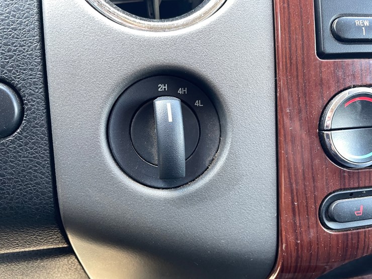 2008-ford-f150-lariat-image-28