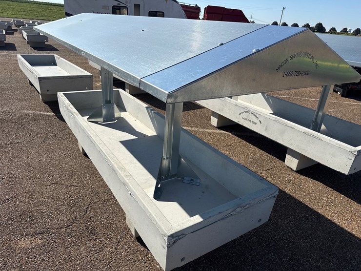 #9612-•-3’-x-10’-trough-with-top-image-5