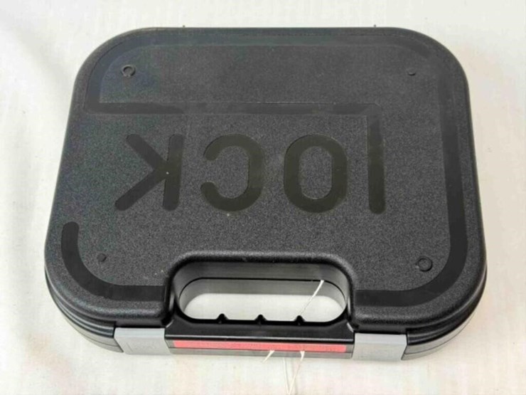 glock-model-45-9mm-pistol-image-20