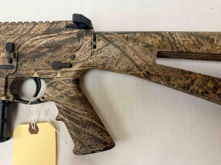 dpms-a15-.223-rifle-image-10