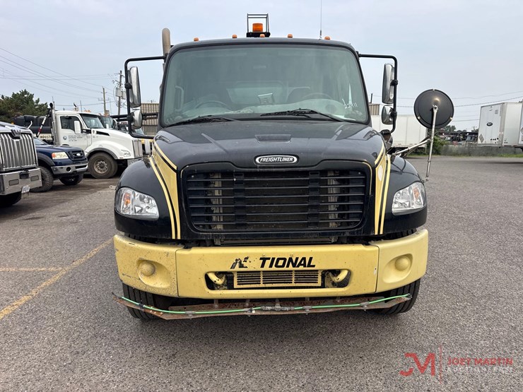2018-freightliner-street-sweeper-truck-image-7