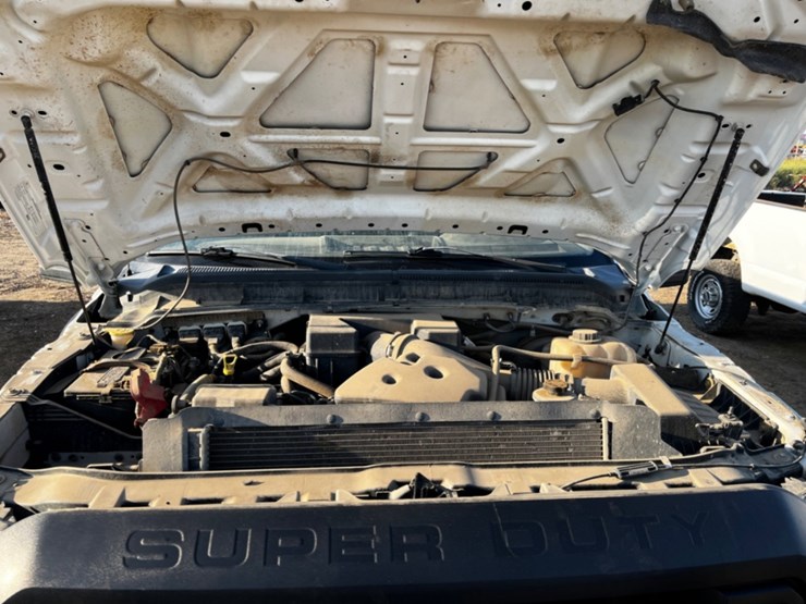 2011-ford-f250-image-13