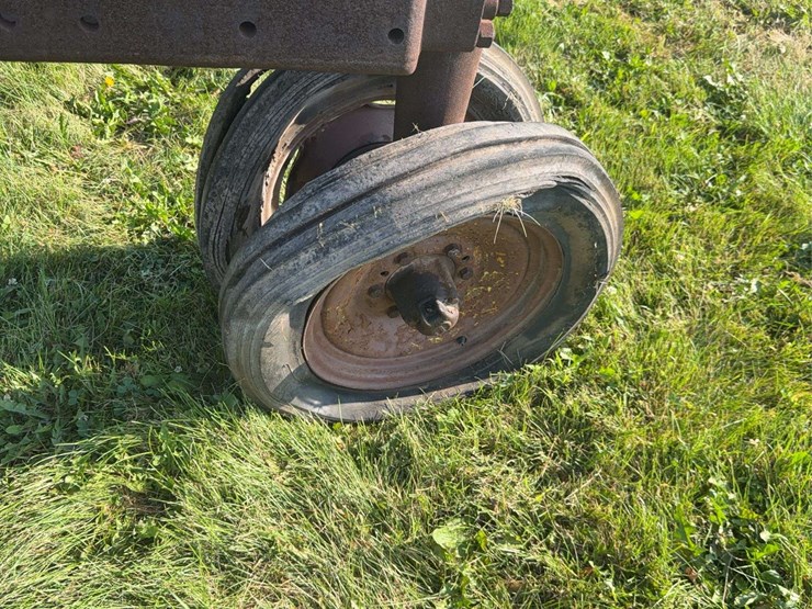 john-deere-b-image-18