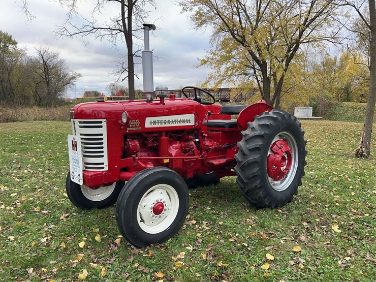 1958-international-330-image-1