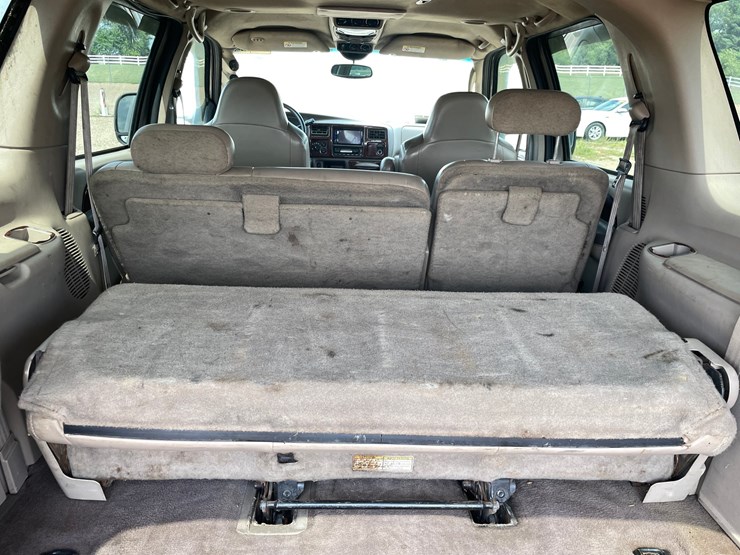 2002-ford-excursion-image-25