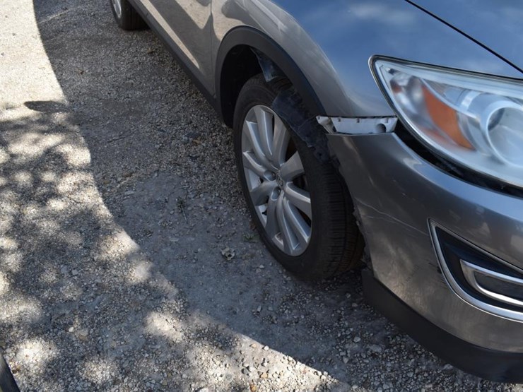 2010-mazda-cx9-image-3