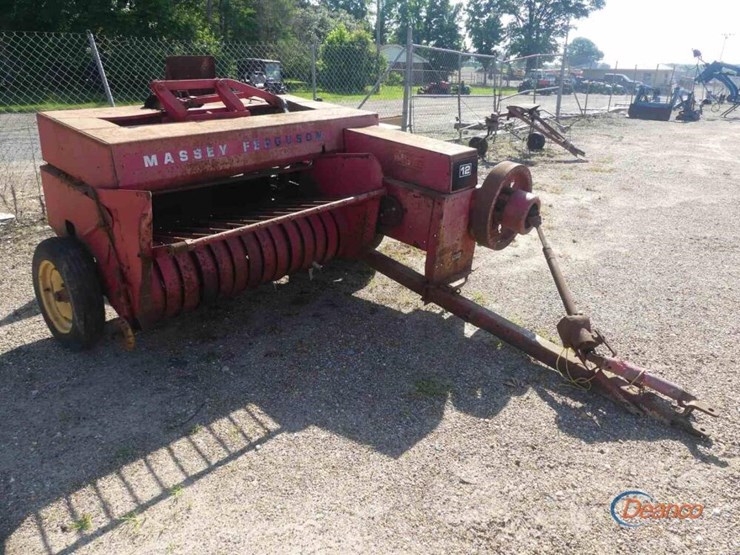 massey-ferguson-12-image-1
