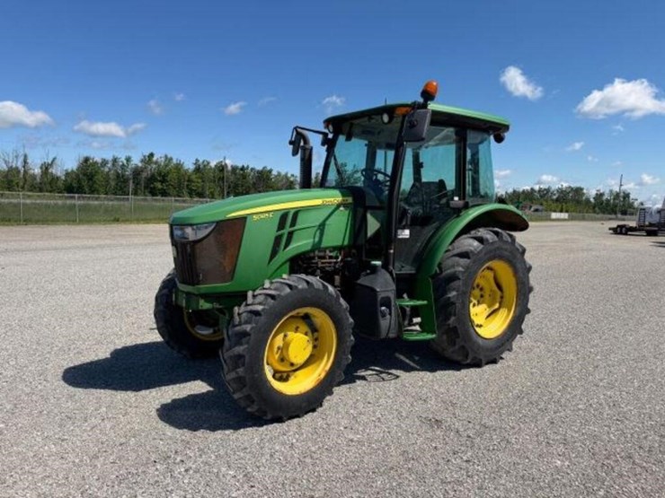 2015-john-deere-5085e-image-1