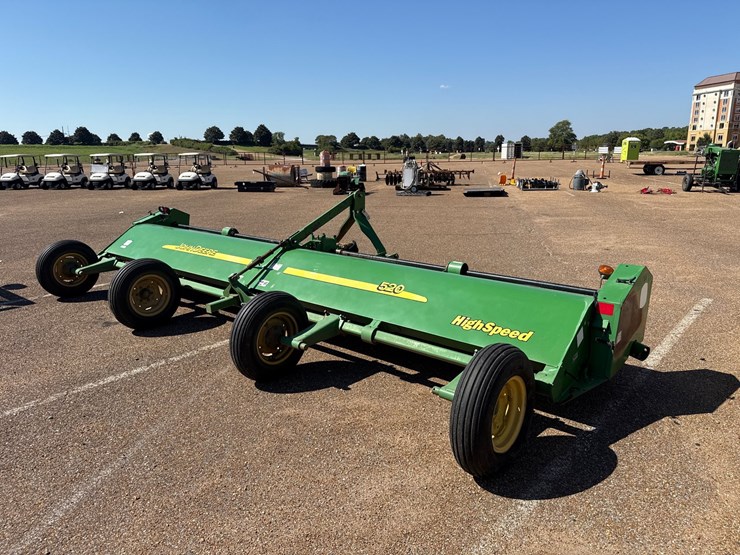 john-deere-520-image-4
