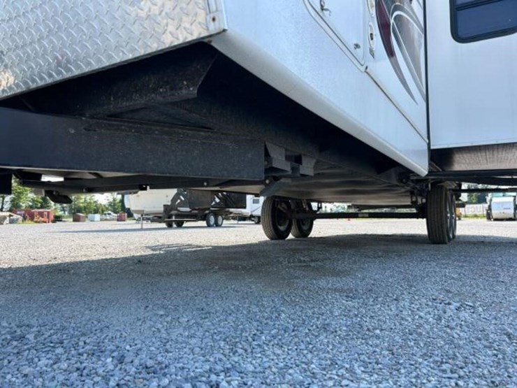 2010-keystone-laredo-28rbs-t/a-travel-trailer-4ydt-image-22