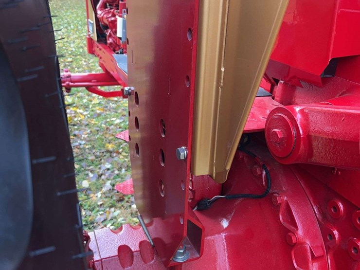 1970-1456-farmall-row-crop-golden-demonstrator-image-53