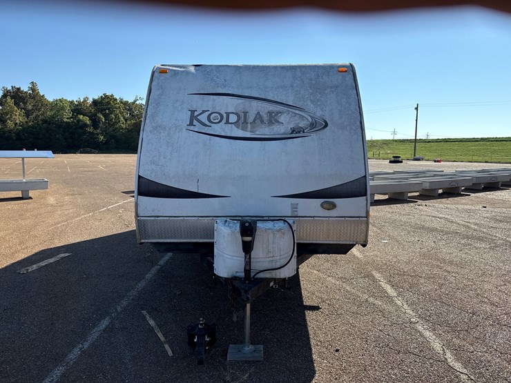 #9634-•-2011-kodiak-dutchman-w/-title-image-1