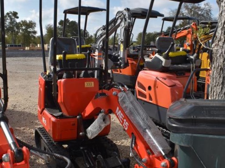 me-15-mini-excavator-(serial-#-2602076276)-(k)-image-1