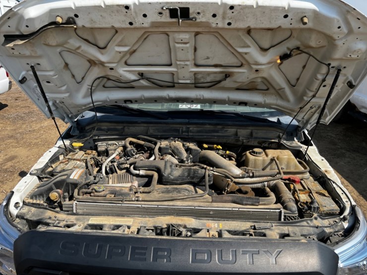 2011-ford-f250-image-13