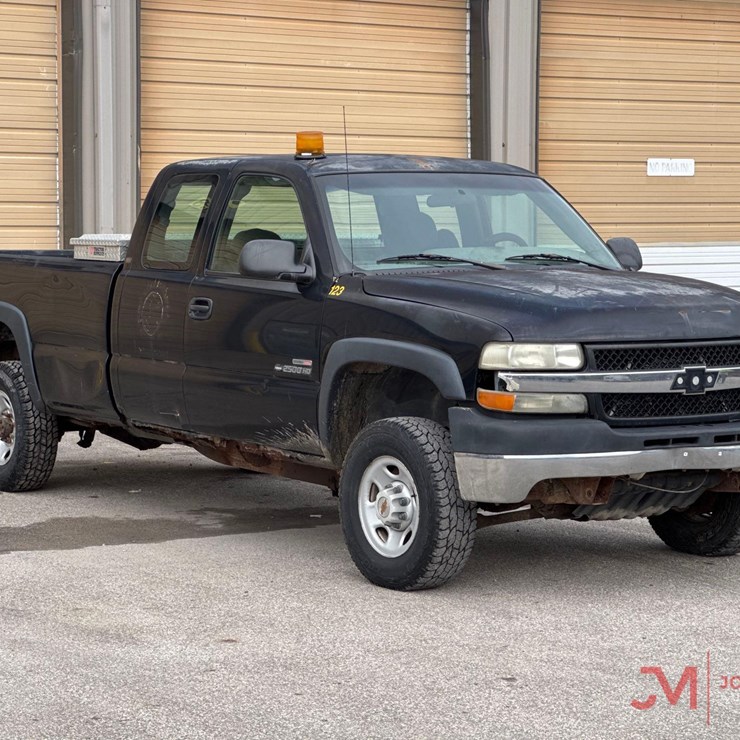 2002 CHEVROLET 2500