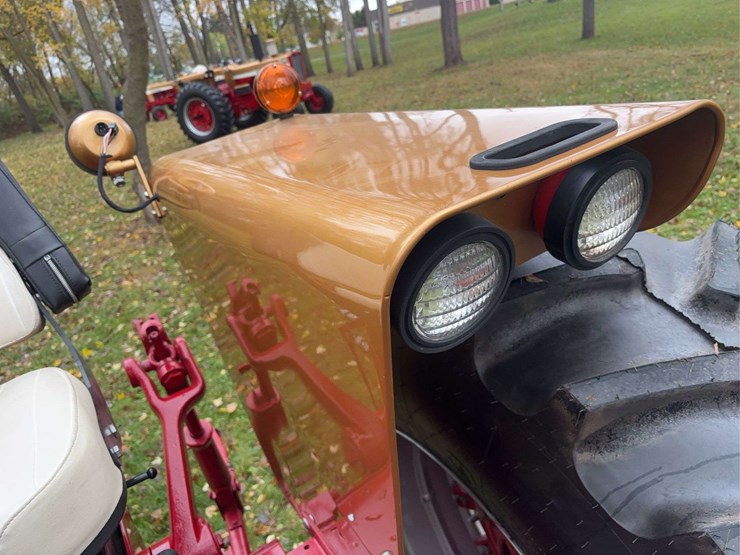 1970-1456-farmall-row-crop-mfwa-golden-demonstrator-image-84